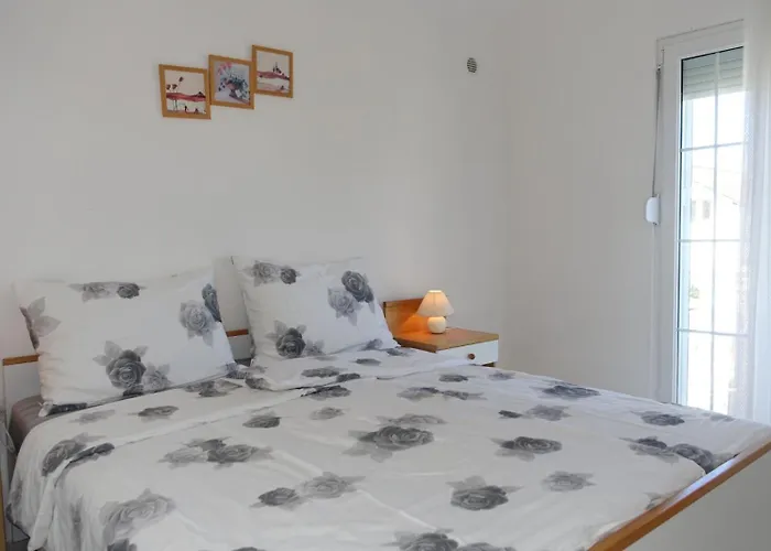 Apartment If *