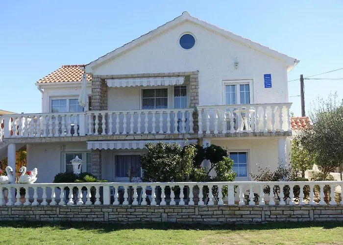 If Апартаменты *