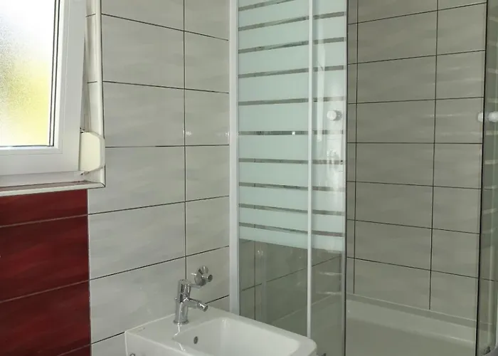 If Apartment Nin